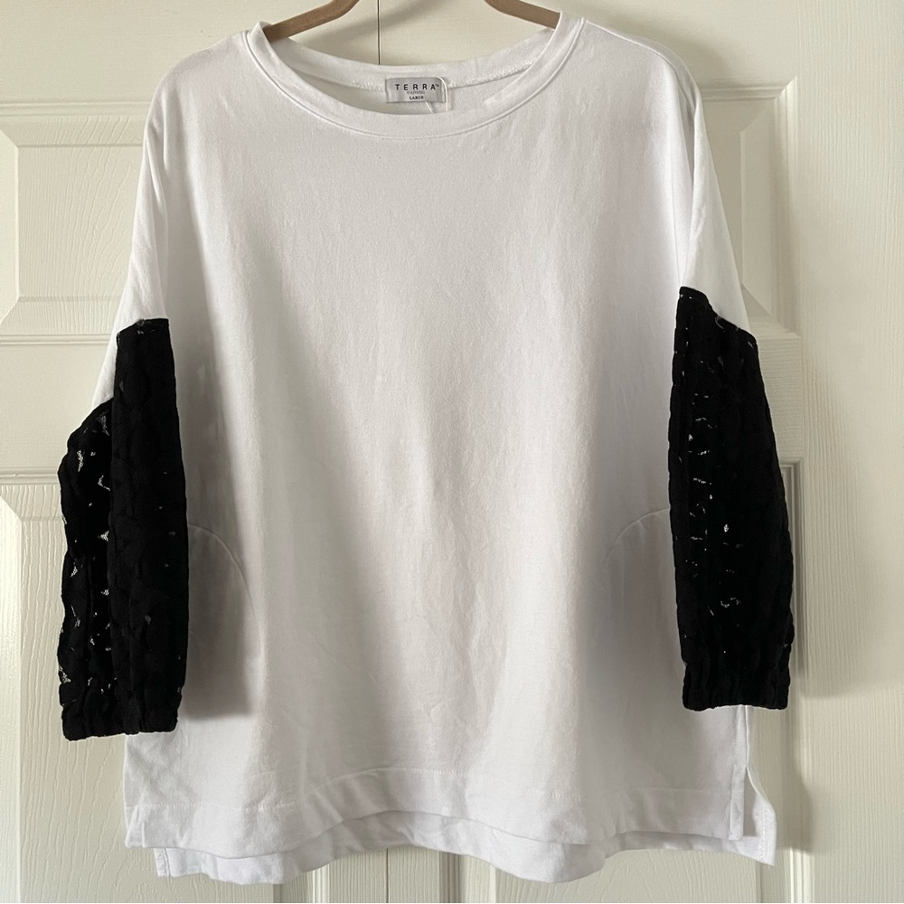 Terra Black Lace Puff Sleeve Top
